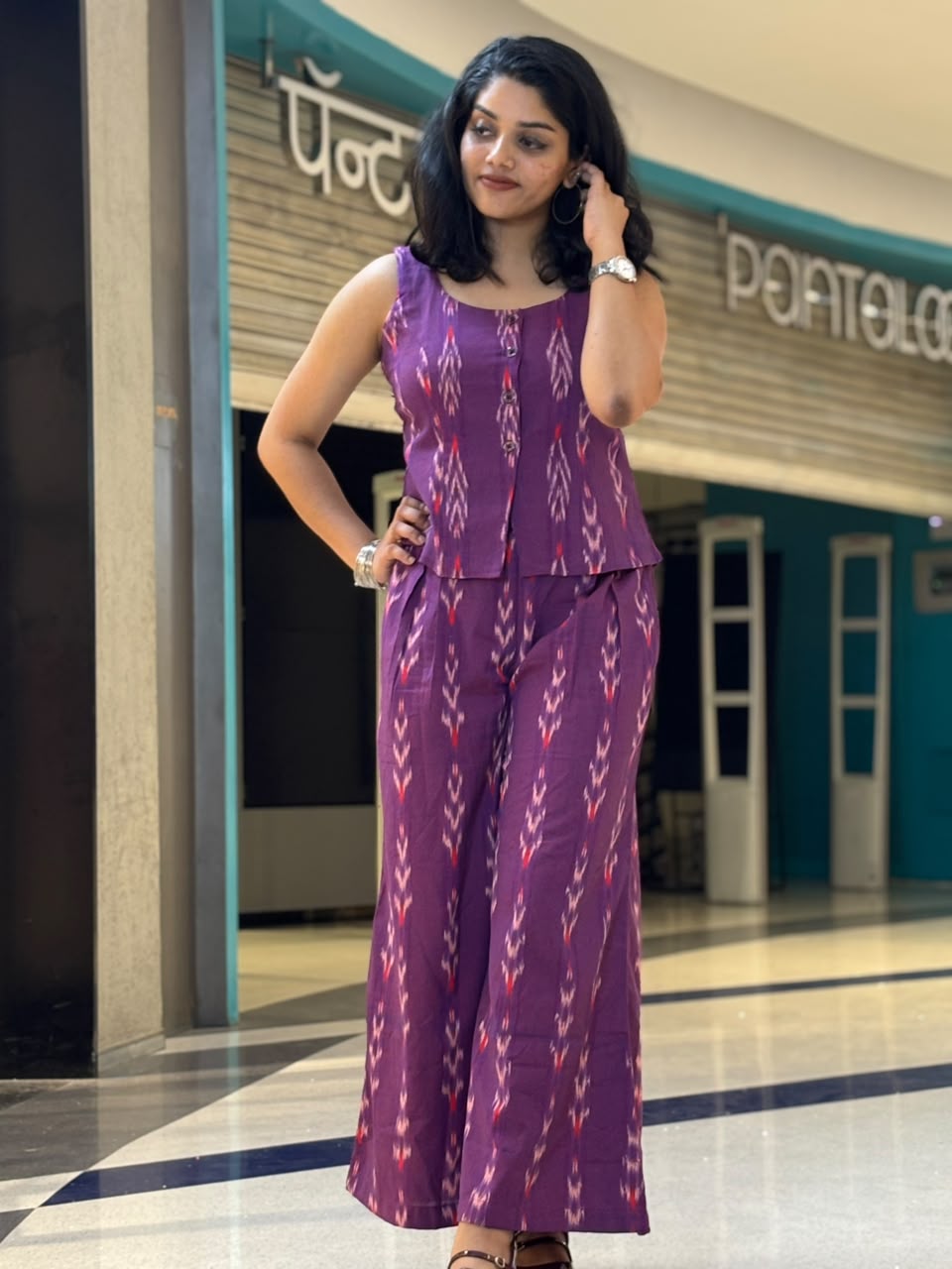 Ikat Bloom